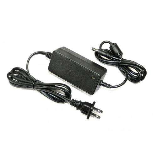 All-in-one 19volt 3.5a DC adaptér s americkou zástrčkou