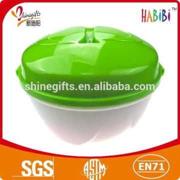 Plastic big bowl with spoon