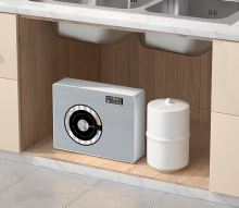 China Factory Price Lamp Water Purifier