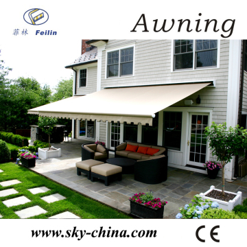 Retractable awning retractable roof