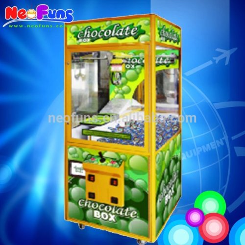 Newest!Coin Operated Chocolate Claw Crane Machine for sales,vending chocolate game machine