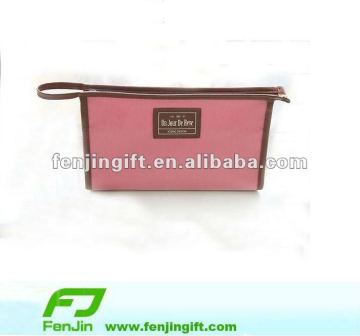 cheap promotional triangle cosmetic bag