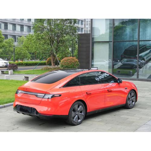 High-performance langtrækkende luksus elektrisk sedan af leapmotor C01 2022