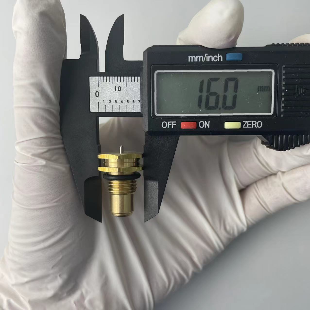 KARL-STORZ Insufflator Cartridge Pressure Relief Valve Copper Powder Sintered Cartridge (5)