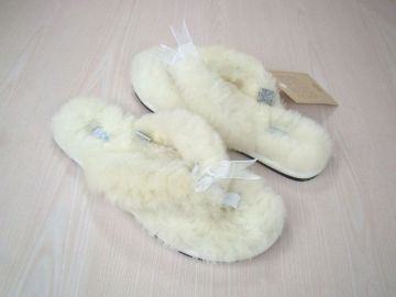 Sell brand slippers