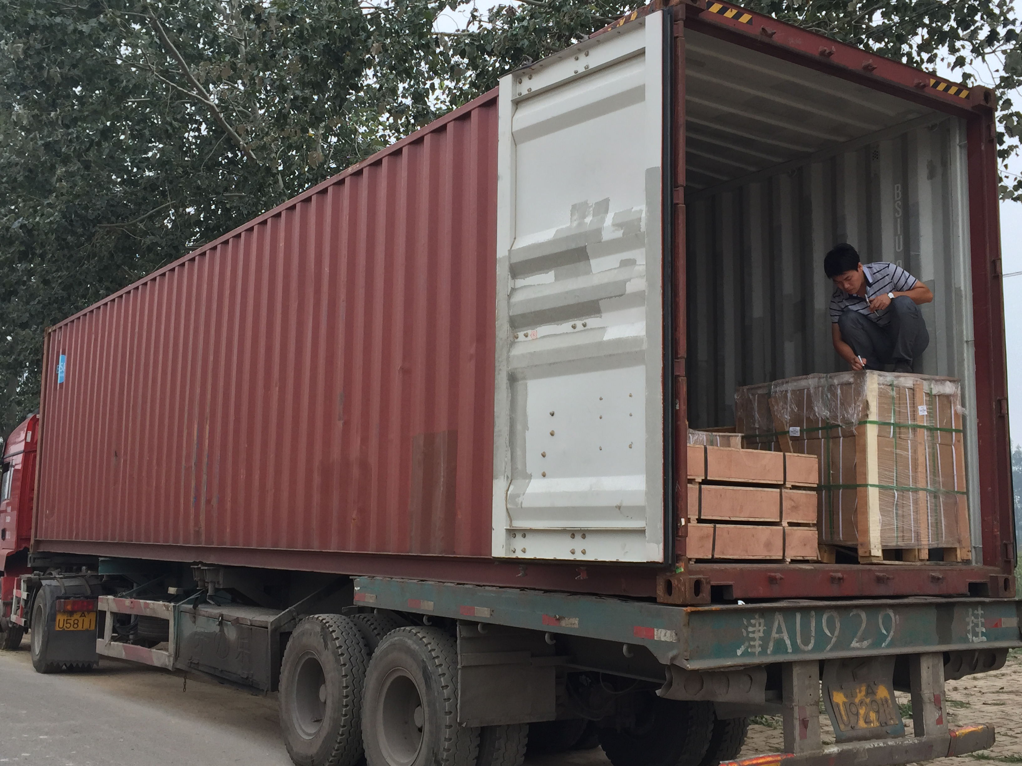 spare parts load container 