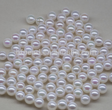 white natural round loose akoya saltwater pearl
