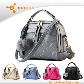 2016 latest small handbag girl