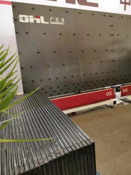 Robotic sealant application