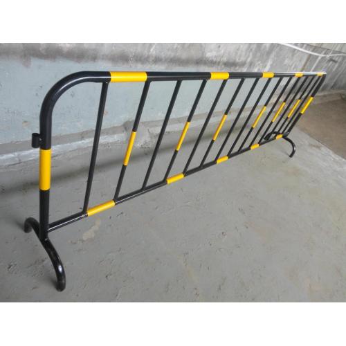 Durable Hot Dipped Galvanized Crowd Control Barrier Mesh