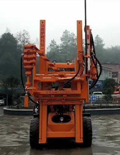 High Quality Hydraulic Guardrail pile Driving Machine