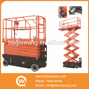 Self propelled hydraulic home elevators