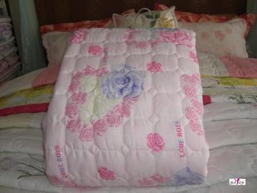 Decorative Oem King Size Pink 100 % Cotton Outer Fabric Custom Made Comforters