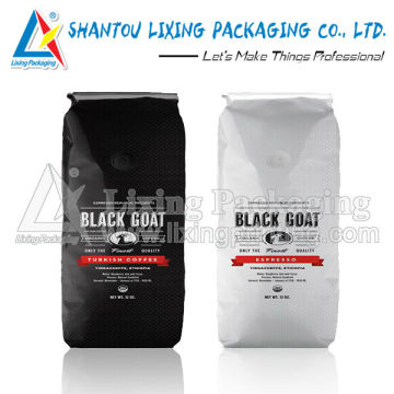 Coffee bags with degassing valve
