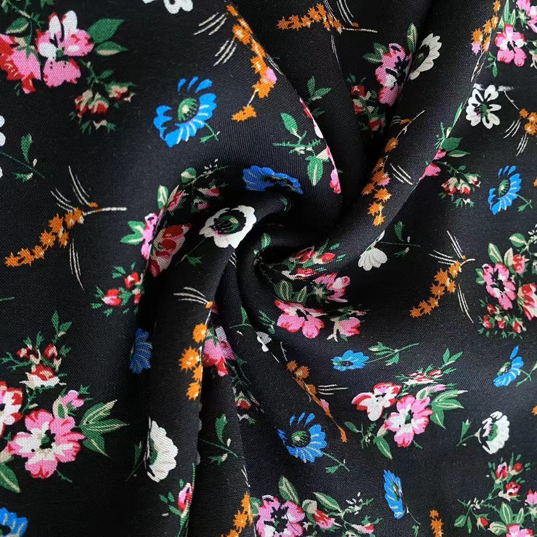Original 105GSM Eleganter Blumendruck 100% Rayon Stoff für Kleid 30s