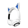 Kids comfort headphone with cat ear speakers