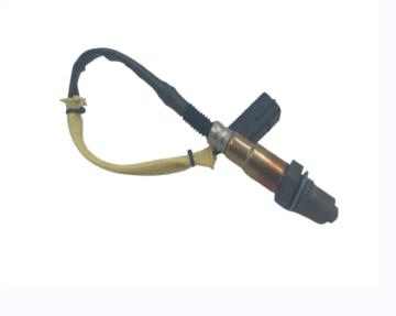 13 Buick Kaiyue 1.5L manual front oxygen sensor