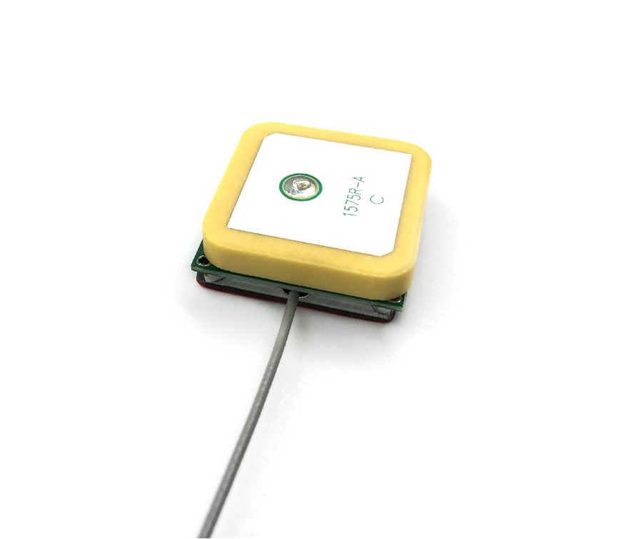 Unusual Tracker Micro GPS Tracking Chip Active Antenna Unusual Tracker Micro GPS Tracking Chip Active Antenna