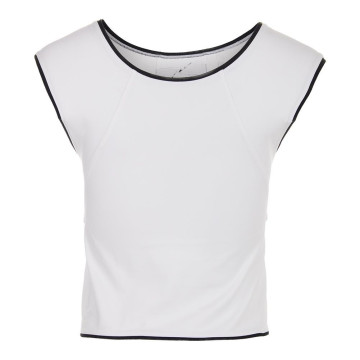 Top feminino de tênis branco