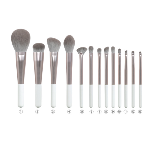 Luxury Makeup Brush Set Wholesale with long ferrule