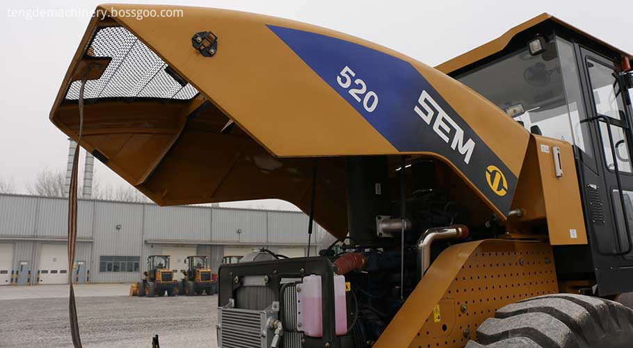 Sem520 Road Roller