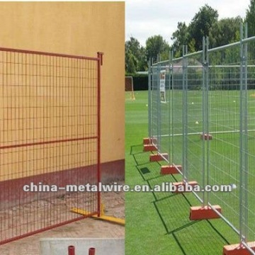 Easily assembled galvanized temporary fence