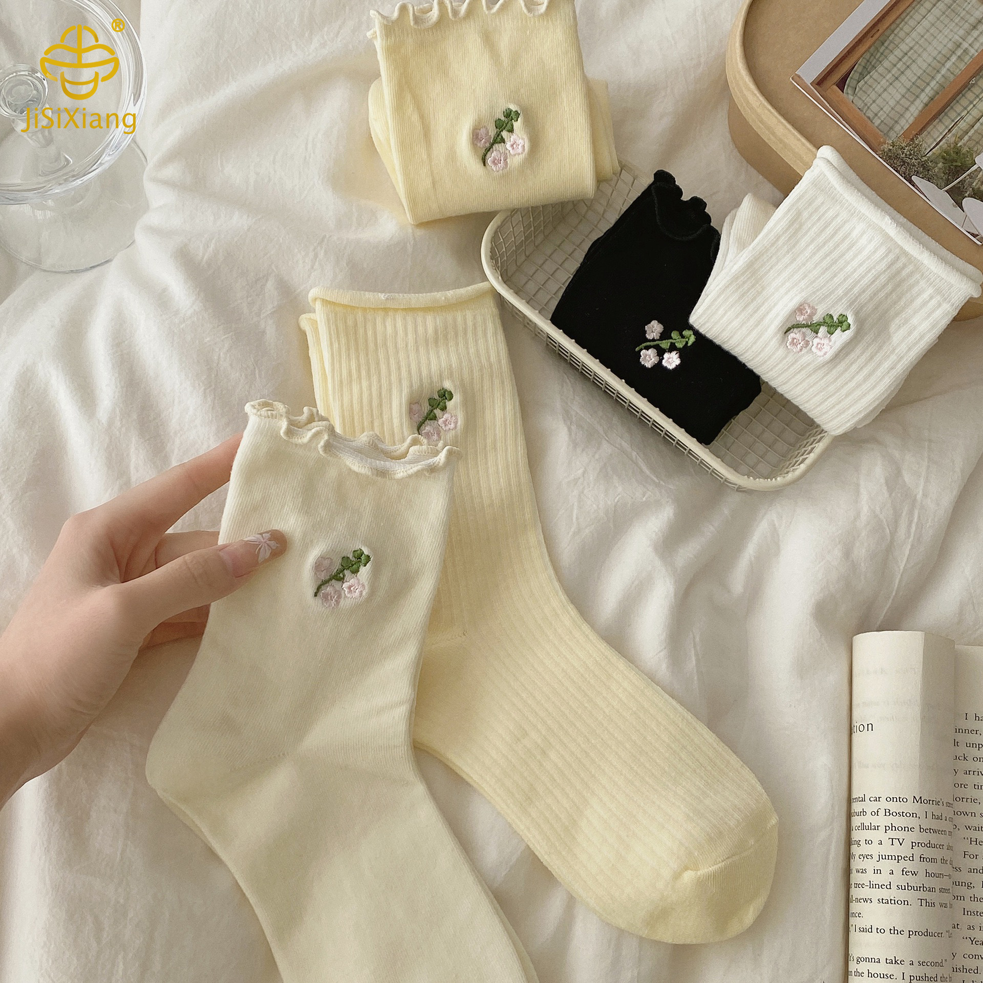 튜브 양말의 한국 버전 Korean version of tube socks