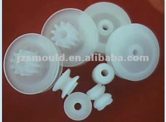 mould manufacture customized POM plastic gears