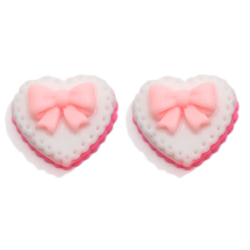 Galletas de corazón de dibujos animados de 17mm con decoración de Bowknot, juego de comida, galleta DIY, adorno para el cabello para niños, dijes de resina para decoración