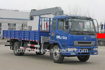 Dongfeng 4-5T Truck Mounted Crane