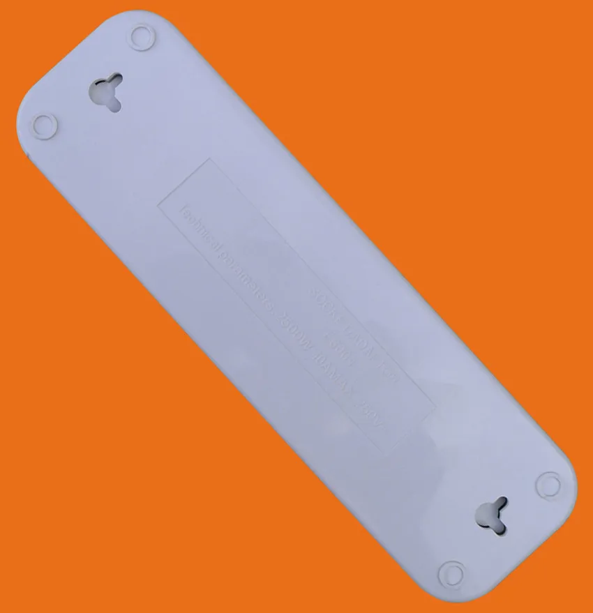 4-контактный удлинитель европейского типа с заземлением (E8004E)