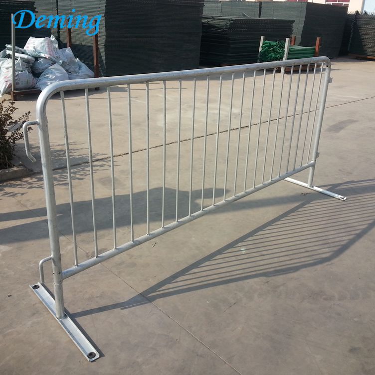 32mmMetal Roadside Pedestrian Temporary Crowd Barrier