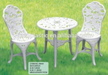 China HuangYan Plastic Swimming Pool Chair and Table