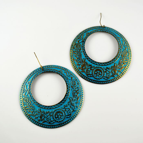 Two-color plated engraved with design gold drop earrings design