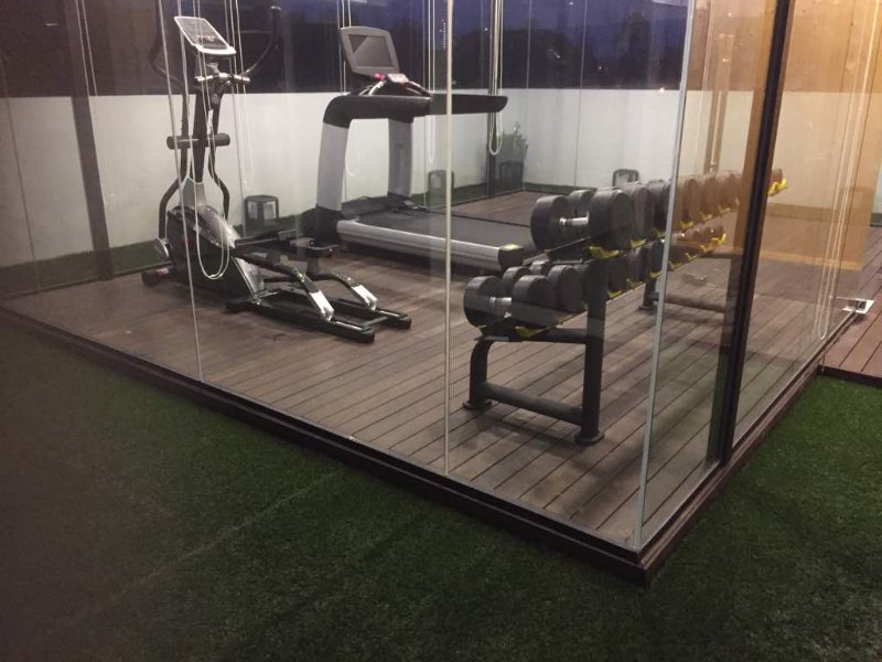 commercial gym equipment 