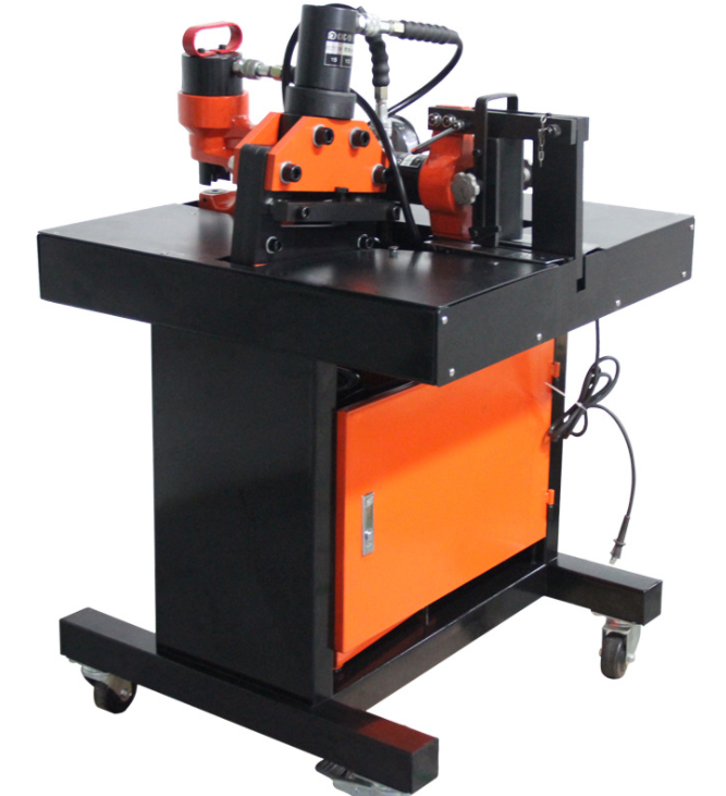 Sammelschienen-Bearbeitungsmaschine busbar processing machine