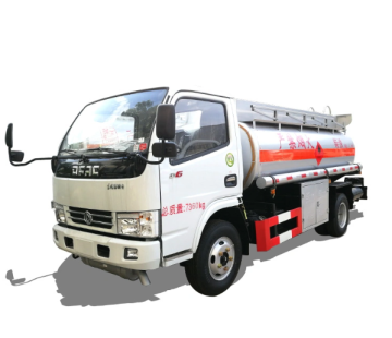 Diesel Tanker Truck /5000 Liters Fuel Tank Truck