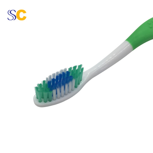 Brosse à dents pour soins buccaux pour adultes