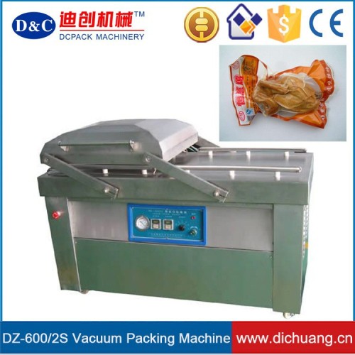 Vacuum sealing machine