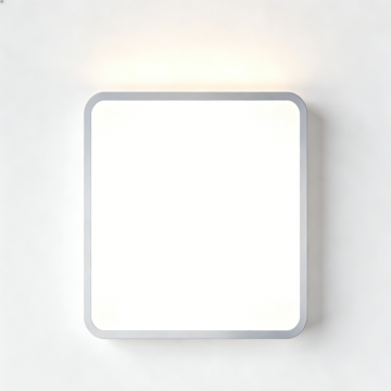 Ceiling lamp with balanced warm illumination