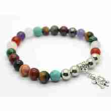 Pulsera de piedras preciosas naturales con colgante de aleación