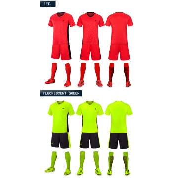 Uniforme de Futebol com Jersey e Shorts