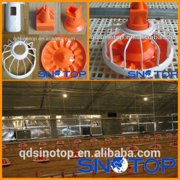 Automatic pan feeding system for chiken broiler farm equipment