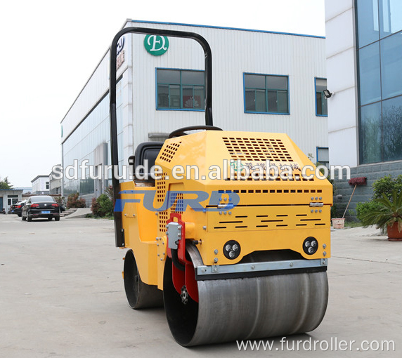 High Performance Soil Compactor Small Road Roller for Sale (FYL-860)