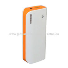 5,200mAh mobile phone chargers with LED torch