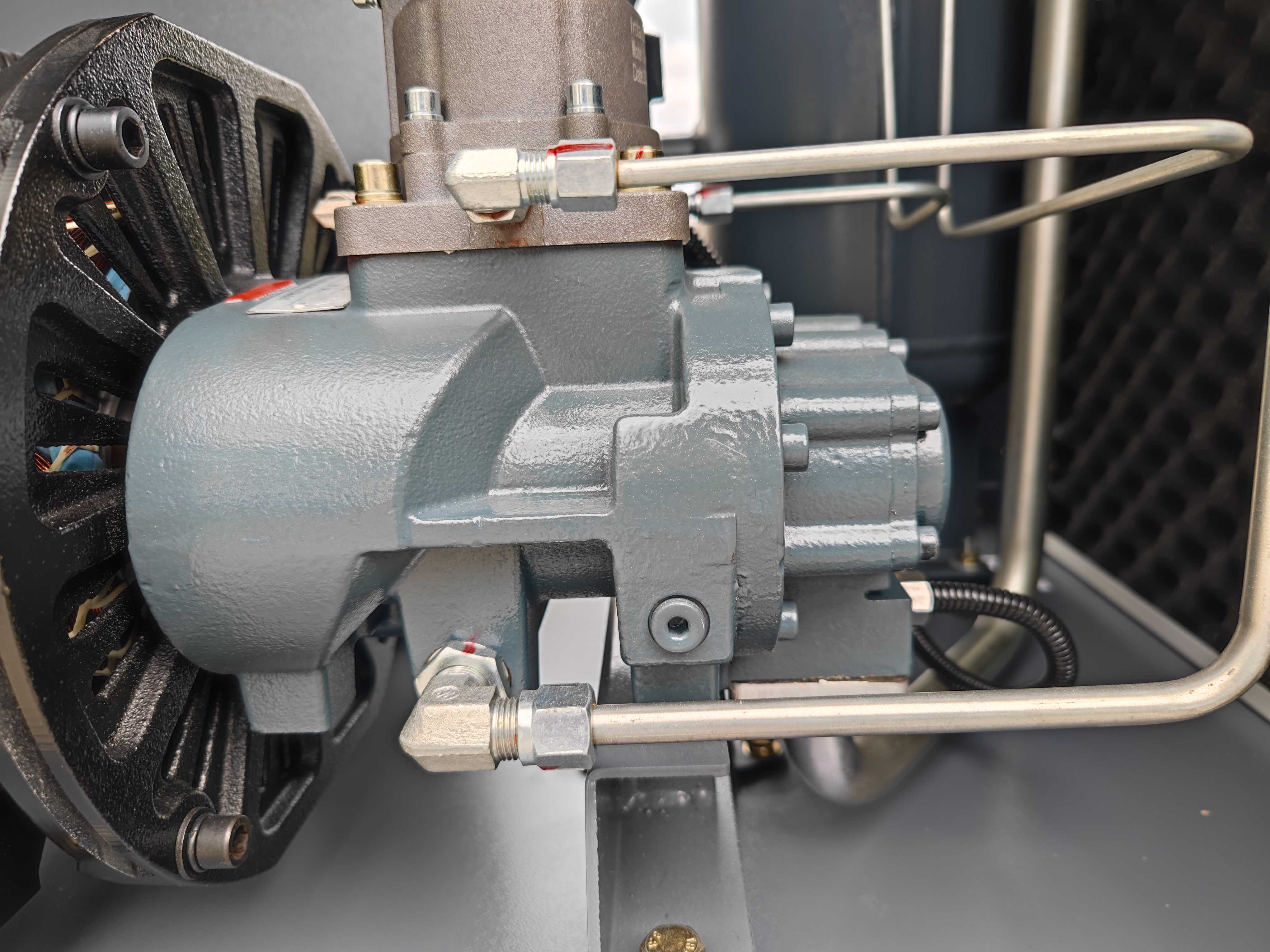 এয়ার কম্প্রেসার প্রধান ইউনিট Air compressor main unit