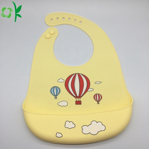 Bavoirs de bébé en silicone d&#39;impression de bande dessinée personnalisée OEM