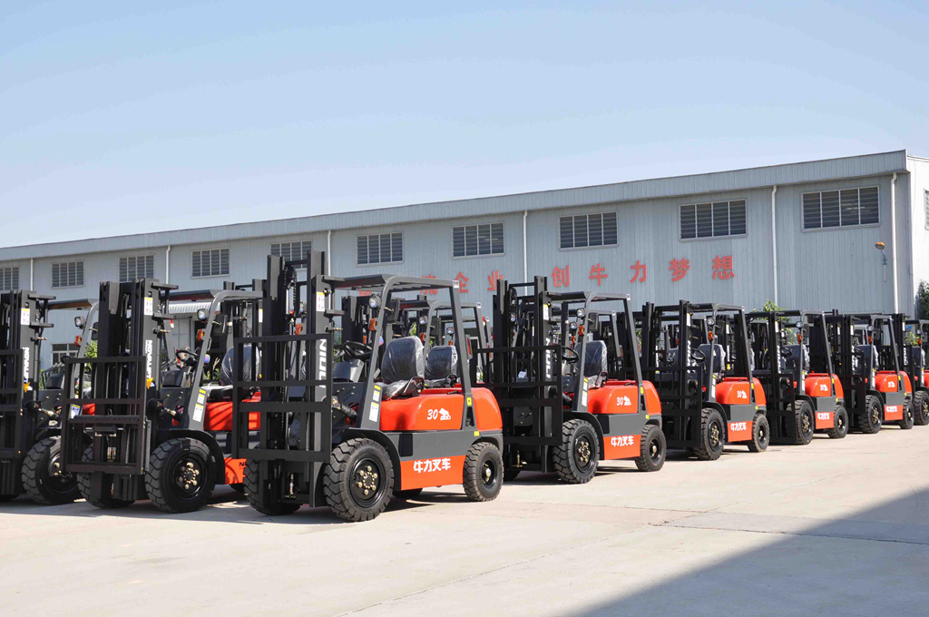 NIULI CPCD10T 10 Tons Counterbalanced Heavy Duty Diesel Forklift Truck