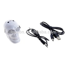 Mini portable Speaker \"Scull\" USB/microSD/microUSB