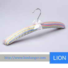Lioncity S4015 cloth hanger